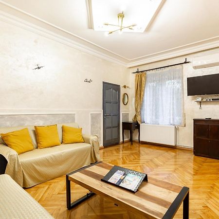 Apartmán Mari&Emi Flat In Corvin Budapešť Exteriér fotografie
